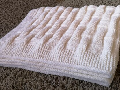 Easy Voluminous Baby Blanket.