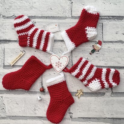 Mini Stocking Garland