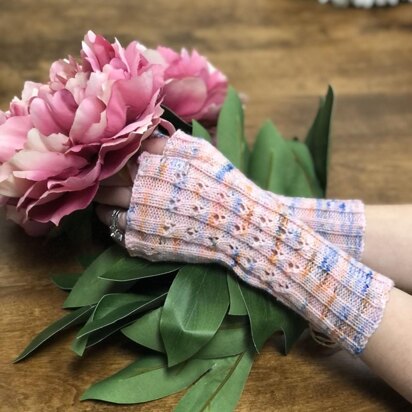 Lapworth Mitts - knitting pattern