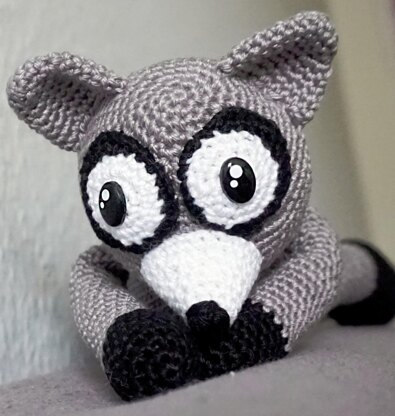 Häkelanleitung Amigurumi Waschbär Patrick