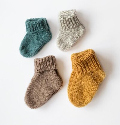 Basic  newborn socks Tanel