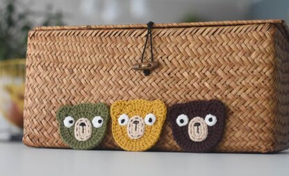 Crochet bear motif