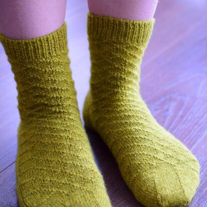 Mara socks - knitting pattern
