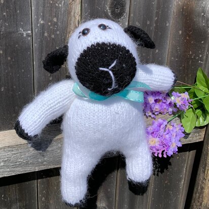 Soft Sheep Toy - knitting pattern