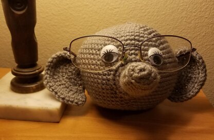 Happy Elephant Eyeglass Holder