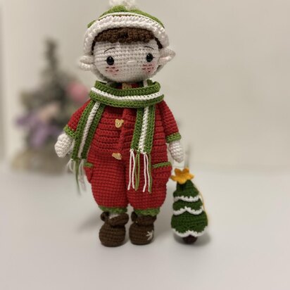 Lucky - Th Christmas doll