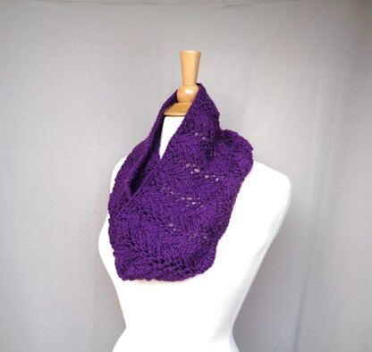 Fern Cowl