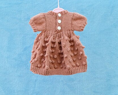 P124 Dolls Dresses