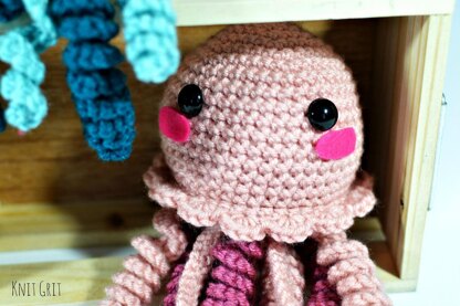 Jellyfish Amigurumi