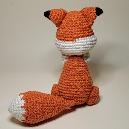 Oliver the Fox Amigurumi Pattern