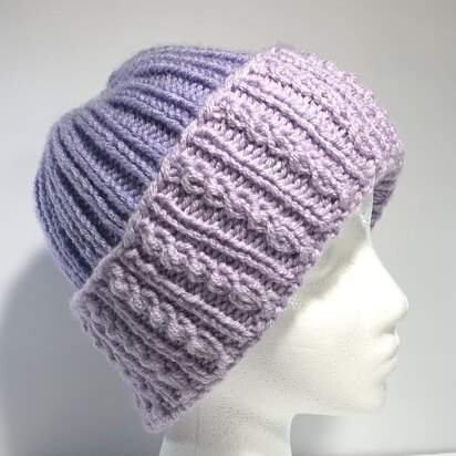 Two Tone Mini Cable Hat