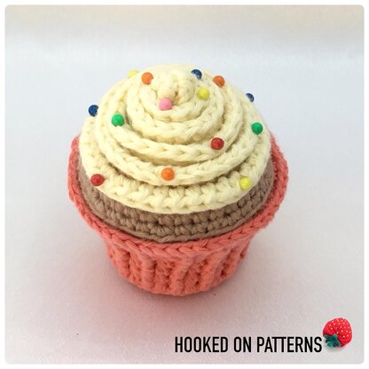 Cute Cupcake Pin Cushion