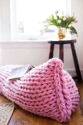 Arm Knit Lazy Days Lounger