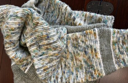 Tioga Raglan Pullover