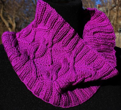 Neve Cowl