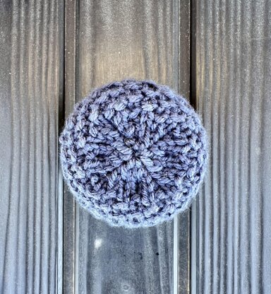Flat Bottom Koozies -- a loom knit pattern