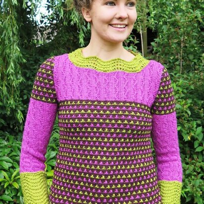 Three colour womens sweater - knitting pattern