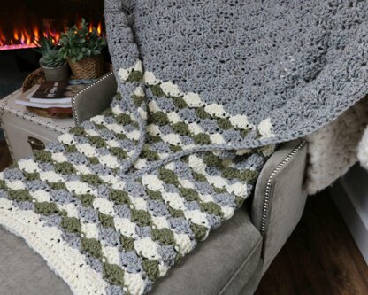 Sleepy Owl Cocoon Blanket