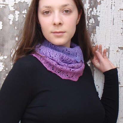 Wisteria Cowl