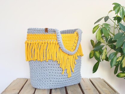 Fringe Basket Bag