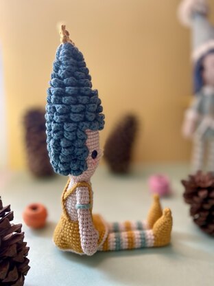 Diega the pine tree Crochet Pattern/Amigurumi