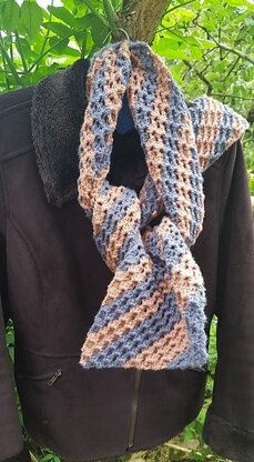 Fan Stitch Scarf