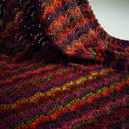 Sirdar 10723 Rippling Meadow Blanket PDF
