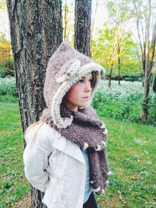 Bennett the Bear Hooded Scarf