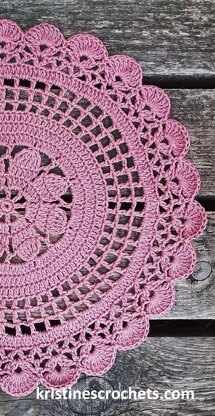 Tea Rose Doily Written Pattern