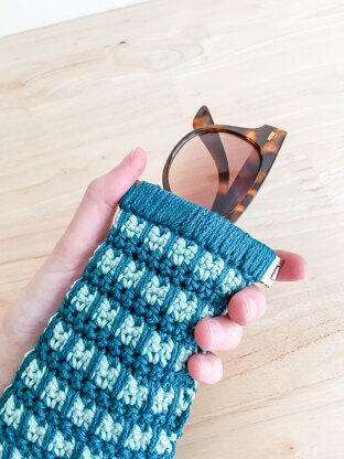 Frankie Sunglass Pouch Crochet Pattern