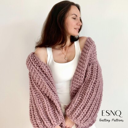 Serene chunky cardigan in English rib stitch (cm)