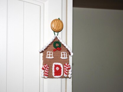 Gingerbread House Christmas Decor