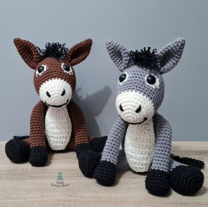 Dennis the Donkey - UK Terminology - Amigurumi