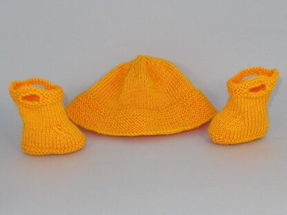 Baby Pull On Boots and Souwester Hat