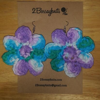 Beachy Keen Flower Earrings