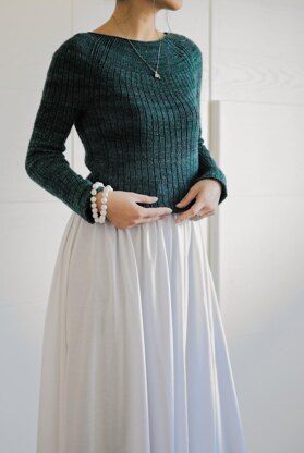 Winter Seashell Sweater Light