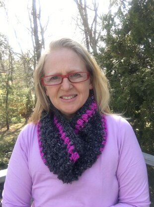 Two Stripe Cozy Cowl