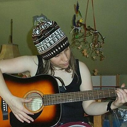 Guitar beanie