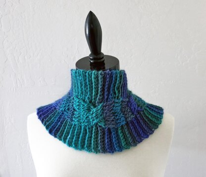 Midnight Cabled Cowl