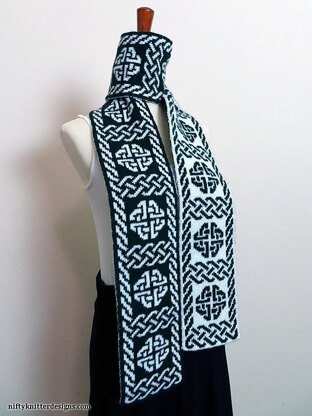 Celtic Ward Scarf