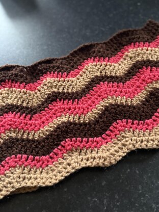 Cosy Chevron Cowl