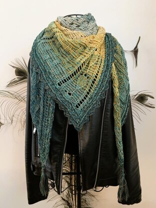 Triangular Scarf "Xanthis"