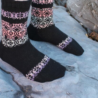Kasbah Faux Fair Isle Socks - knitting pattern