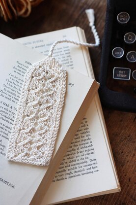 The Vintage Bookmark No. 3