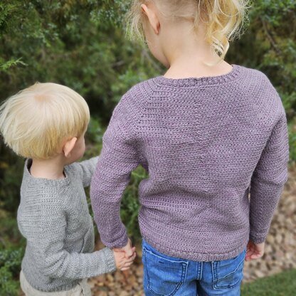 Peekaboo Pocket Sweater (Sizes 2T - 10)