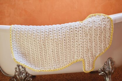 Duck Rug with t-shirt yarn