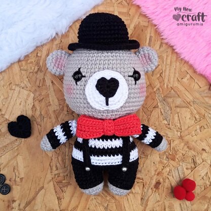 Lui, The Mime Bear Amigurumi