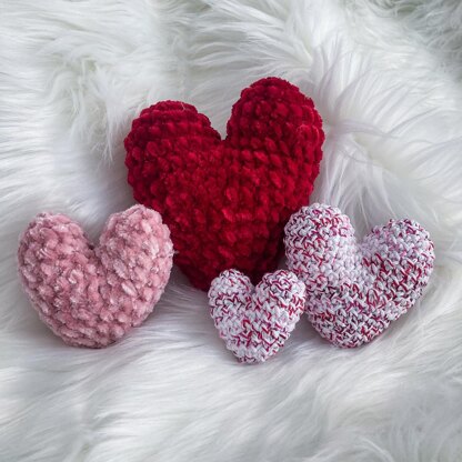 Amigurumi Heart Decor