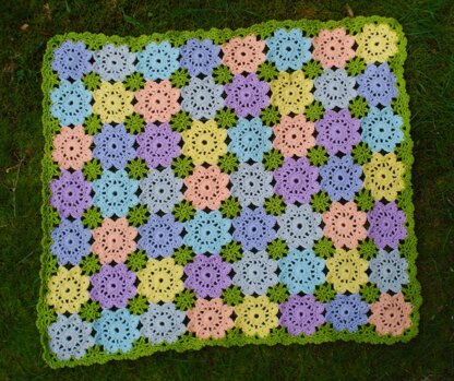 Patchwork Flowers Baby Blanket - PB-112