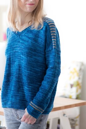 "Riverside Picnic Sweater by Suvi Simola" - Sweater Knitting Pattern For Women in The Yarn Collective